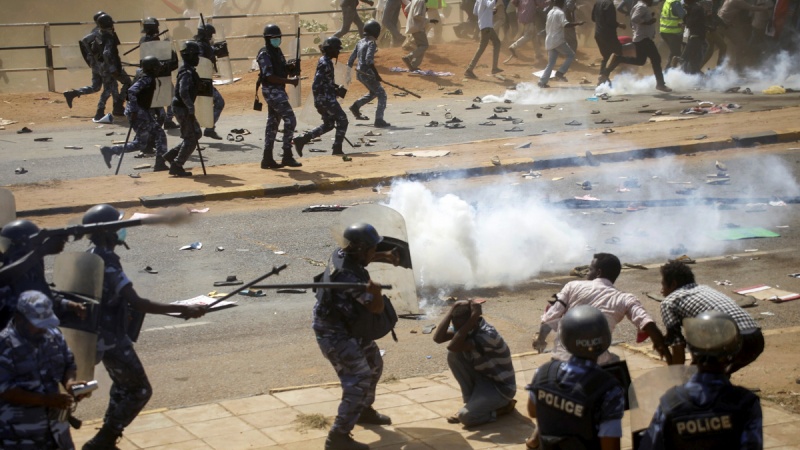 Iranpress: De violents affrontements dans le sud de la capitale soudanaise