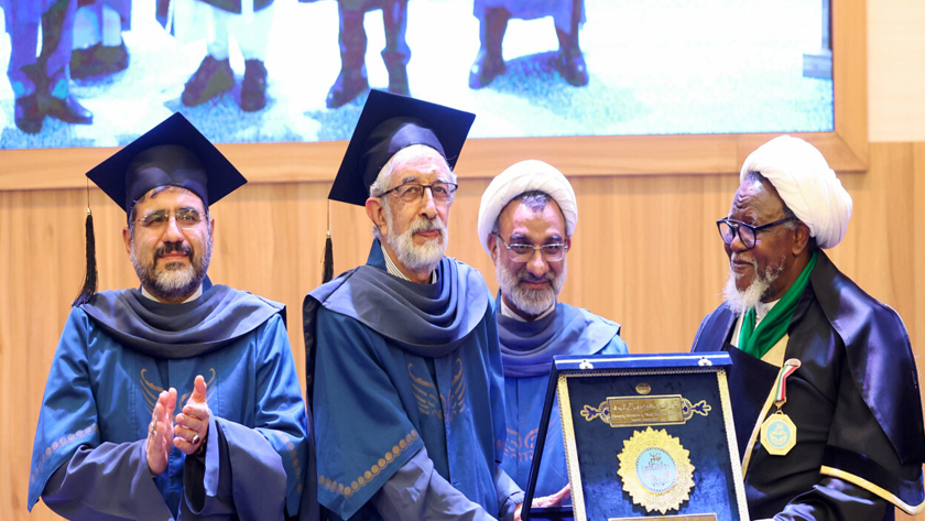 Iranpress: Le chef du Mouvement islamique du Nigeria reçoit un doctorat honorifique en Iran
