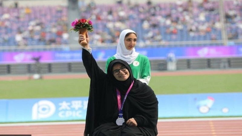 Iranpress: Les athlètes iraniens voilées continuent de remporter des médailles 