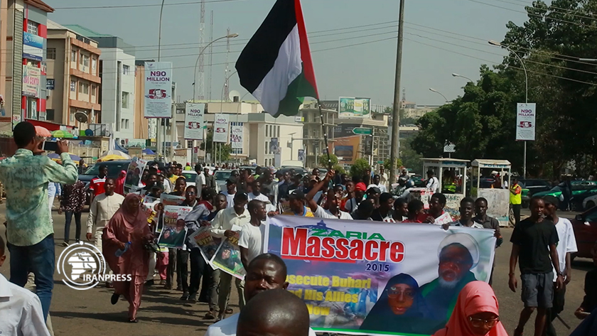 Iranpress: Anniversaire du massacre de Zaria; Les nigérians ont condamné le génocide à Gaza