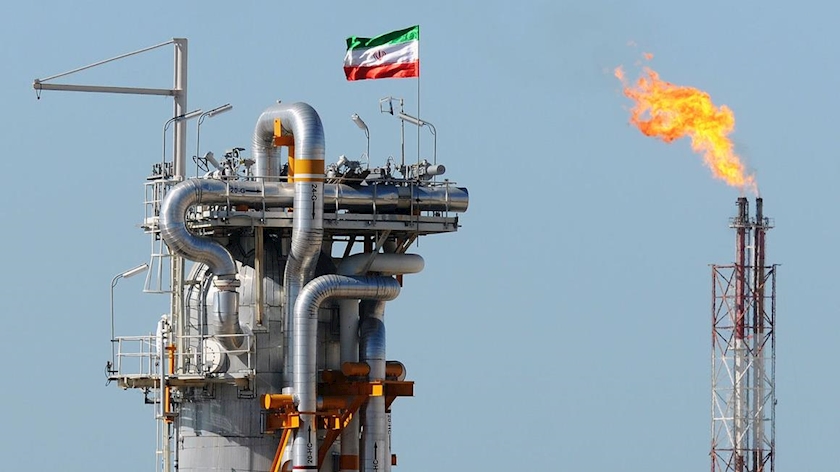 Iranpress: L’Iran cherche à assurer l’autosuffisance de son industrie pétrolière sanctionnée