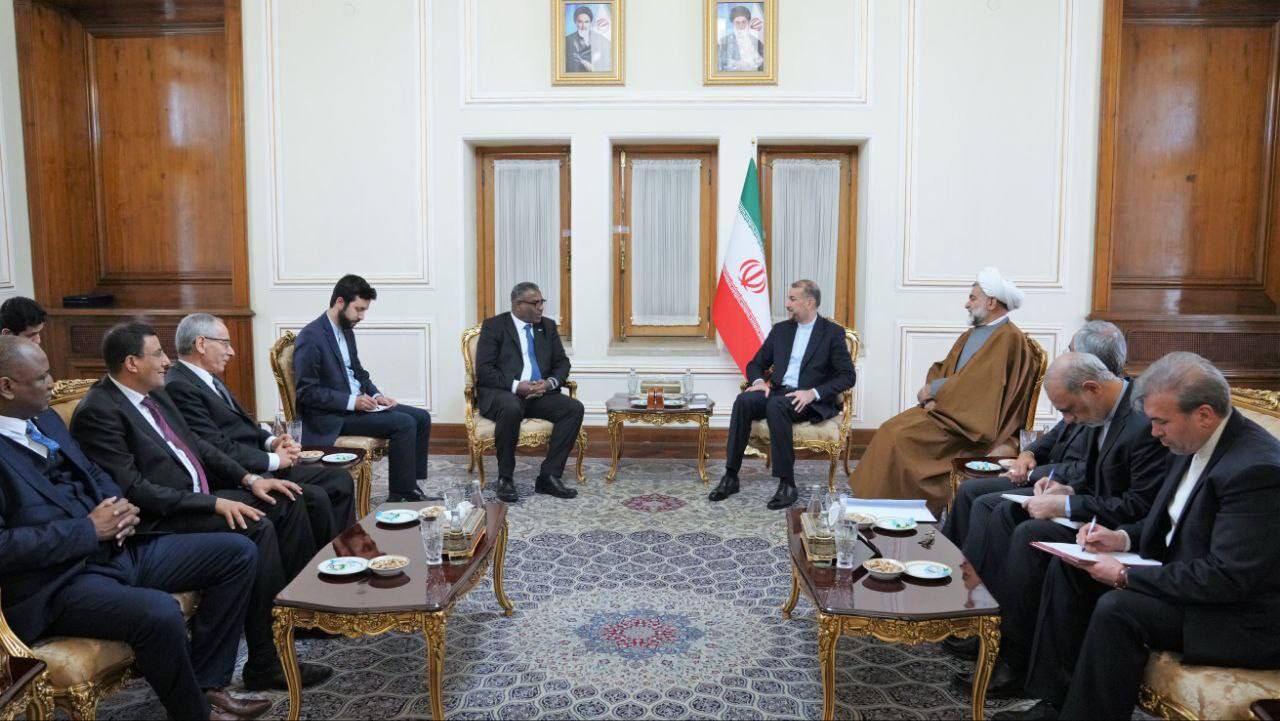 Iranpress: Les relations Iran-Algérie sont dans les meilleures conditions