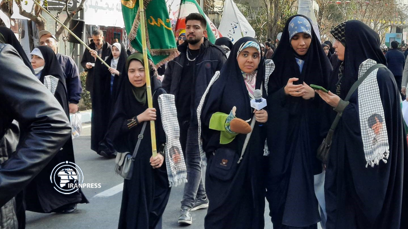 Iranpress: Le début de la 45ème célébration de la Révolution islamique à Téhéran