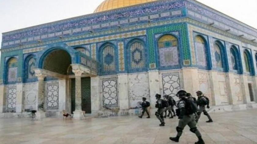 Iranpress:  Israël limite l’entrée des Palestiniens dans la mosquée Al-Aqsa