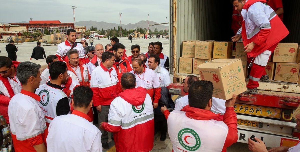 Iranpress: 10 000 tonnes de nourriture et de médicaments ont été envoyées d