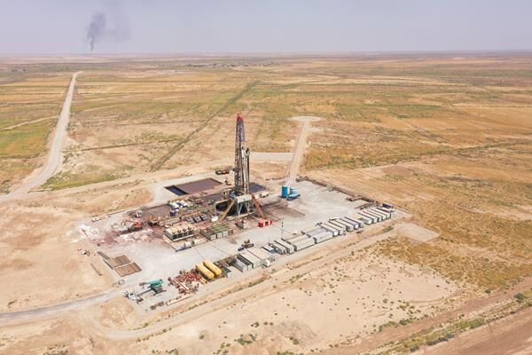 Iranpress: La production de pétrole des champs pétrolifères du Khouzistan a augmenté