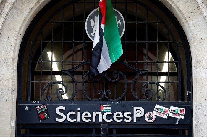 Iranpress: France : mobilisation des étudiants pro-Palestine de Sciences Po à Paris
