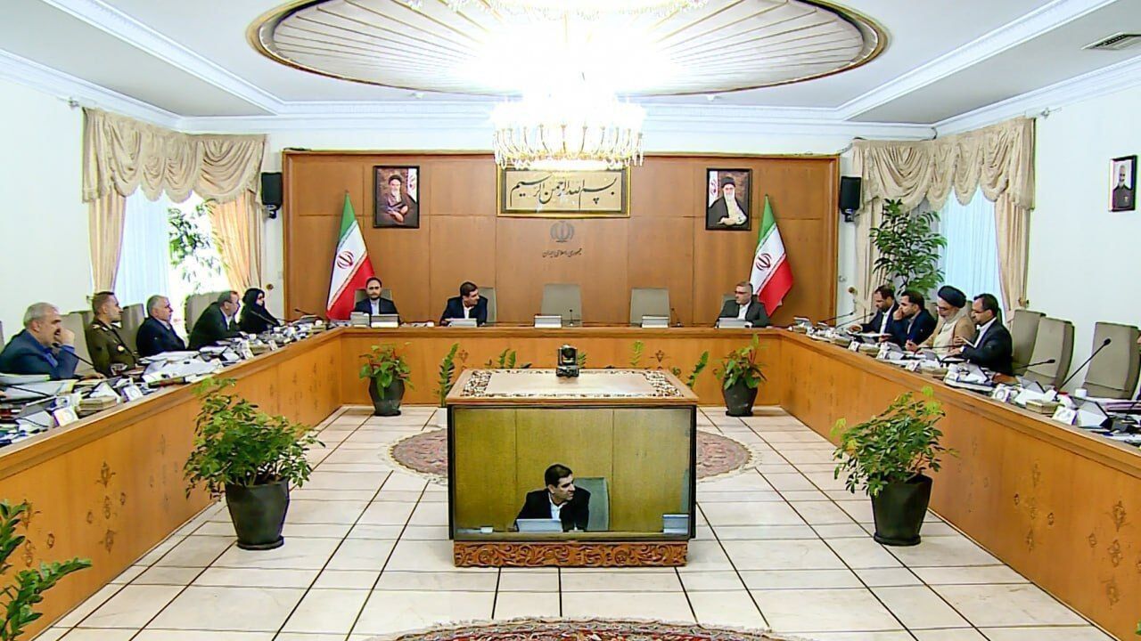 Iranpress: La déclaration du cabinet iranien suite au martyre du président Raïssi 