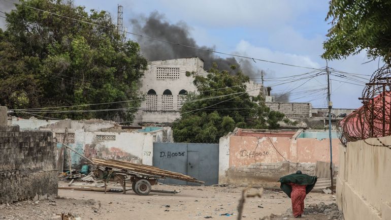 Iranpress: Somalie : au moins 37 morts dans l’attentat des shebab à Mogadiscio