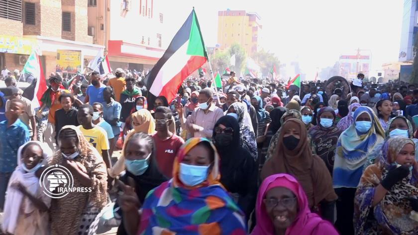 Iranpress: La poursuite de la crise soudanaise entraînera-t-elle la démission de Hamdouk ?