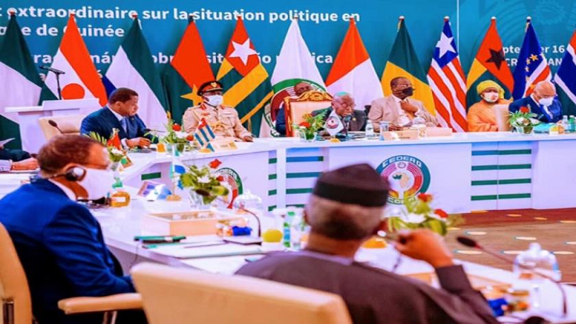Iranpress: Les dirigeants ouest-africains adoptent des sanctions très dures contre le Mali