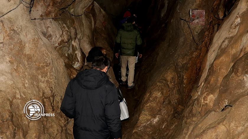 Iranpress: Grotte de Sahvalan ; Le joyau du tourisme dans le nord-ouest de l