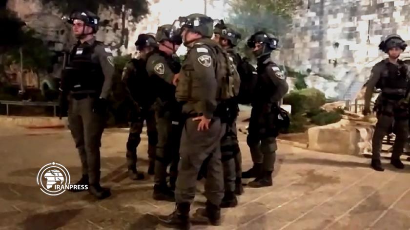 Iranpress: Des jeunes palestiniens affrontent les troupes israéliennes à Jérusalem