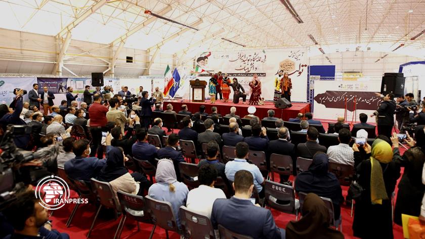 Iranpress: Première exposition de production iranienne basé sur la connaissance à Chiraz