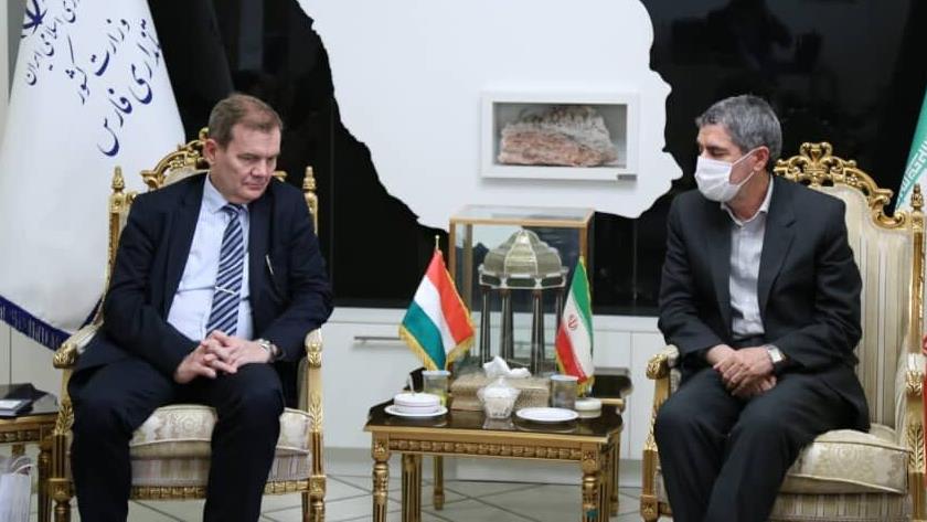 Iranpress: La province du Fars, en Iran prête à étendre ses relations avec la Hongrie