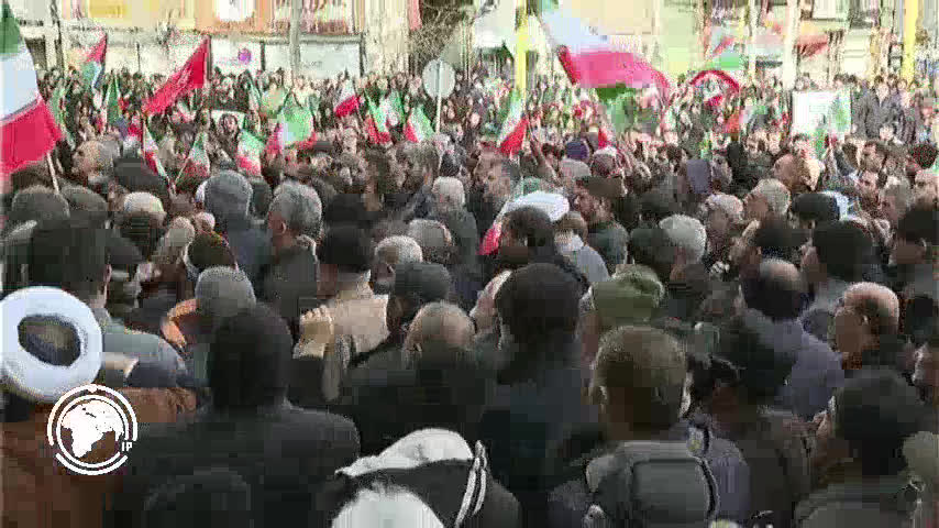 Iranpress: Iranians Gather in Cities Across the Country To Condemn Armed Terrorists 