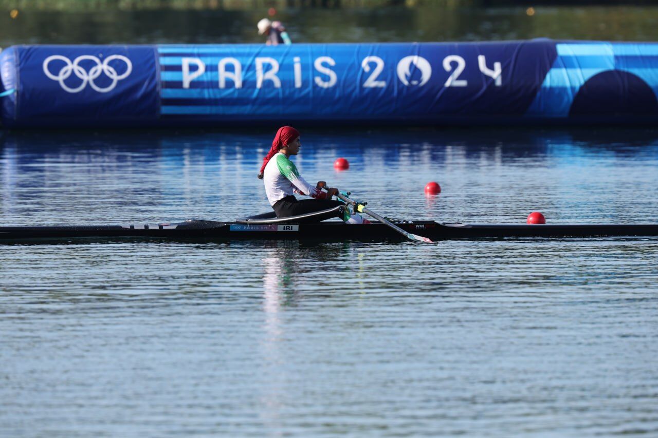 Paris 2024 Olympics Iranian Athlete Advances to Rowing Quarter Finals